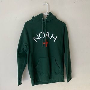 Noah core logo hoodie